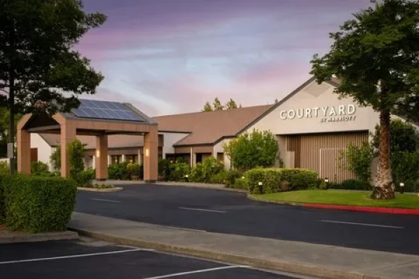Courtyard by Marriott Vacaville - 120 Nut Tree Pkwy Vacaville CA 95687