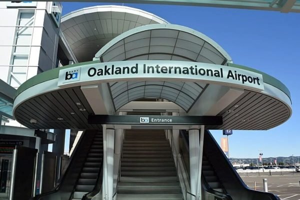 to/from Oak Airport Shuttle Transfers Service in Solano County